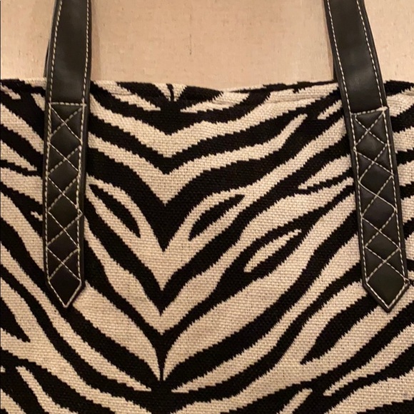 Zebra Print Tote Bag - Picture 2 of 5